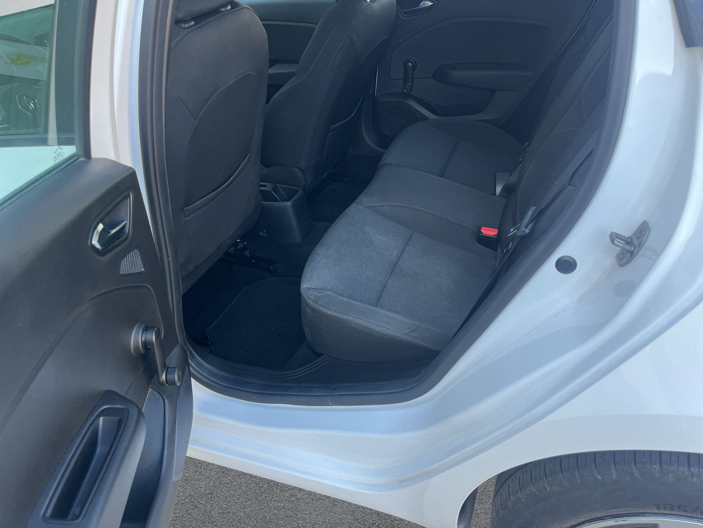 RENAULT CLIO año 2023