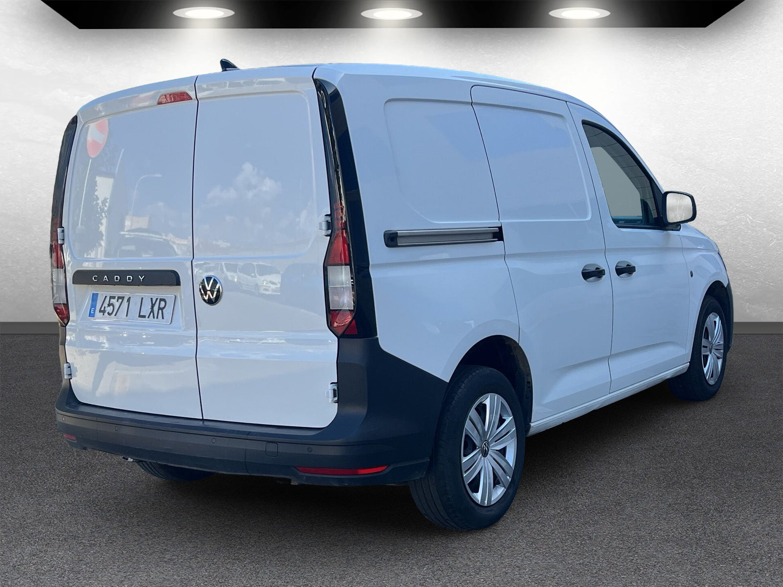 Volkswagen Caddy  año 2022