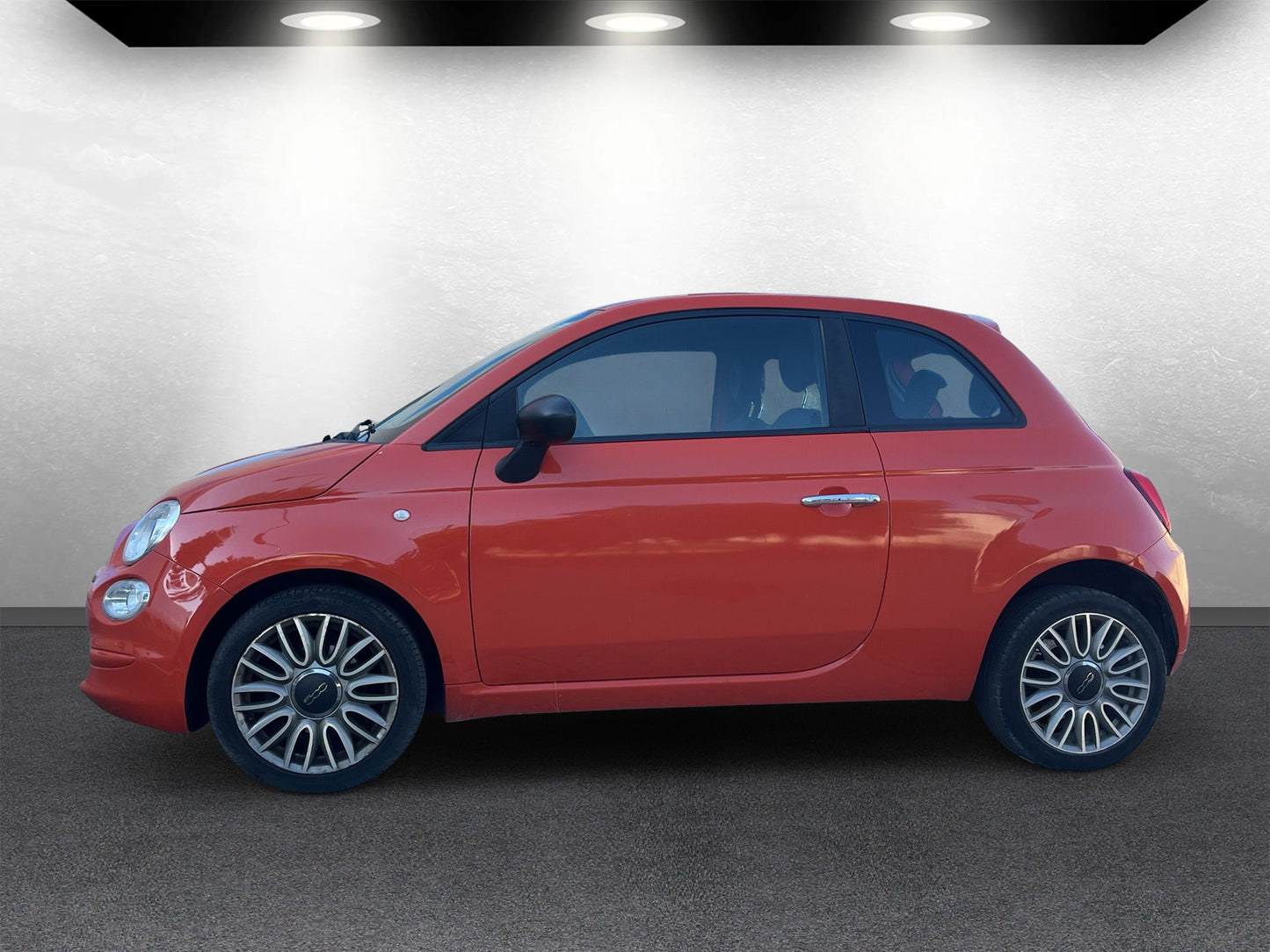 FIAT 500 HÍBRIDO 2021 / 2022  . Varios Colores