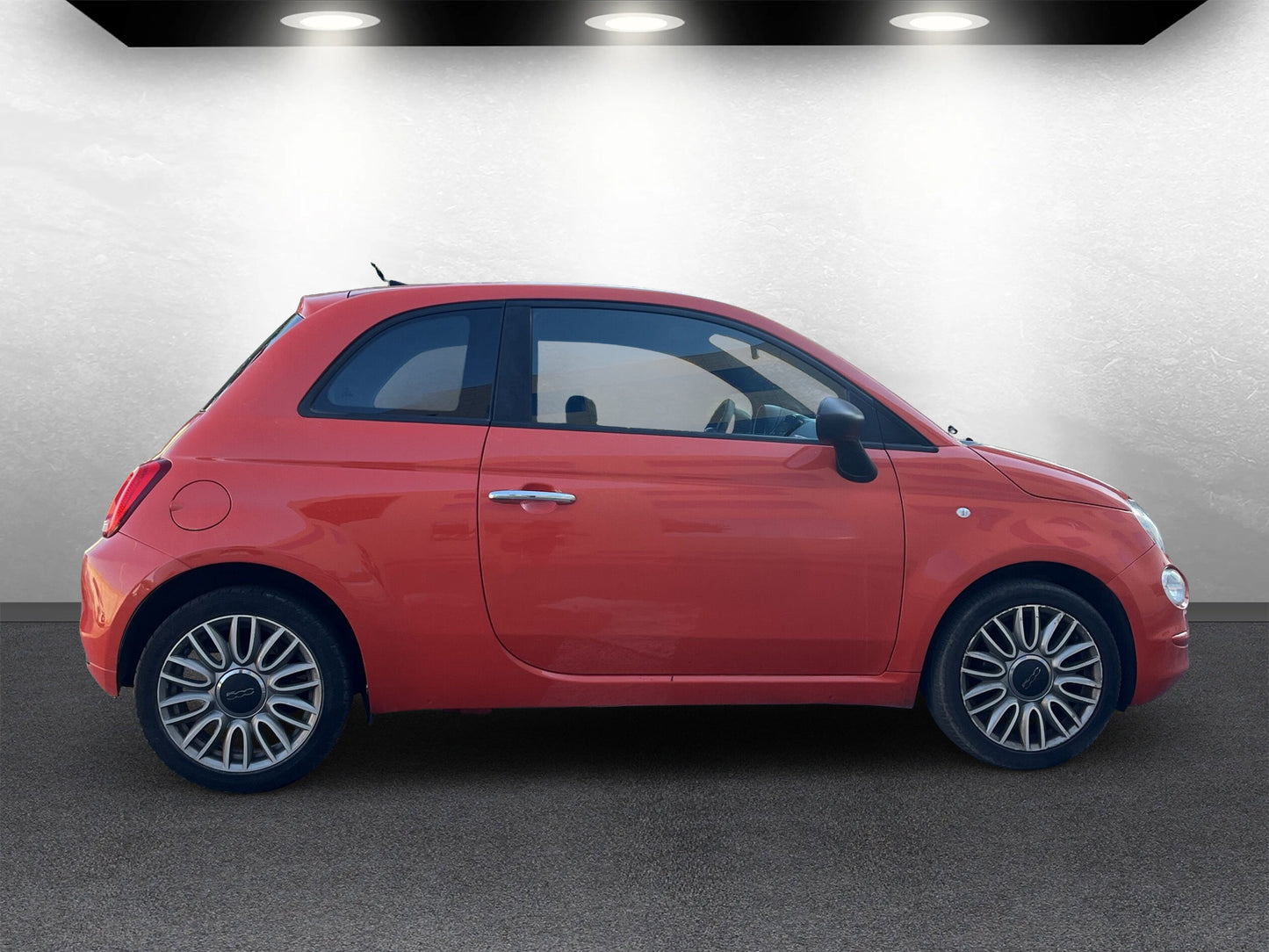 FIAT 500 HÍBRIDO 2021 / 2022  . Varios Colores