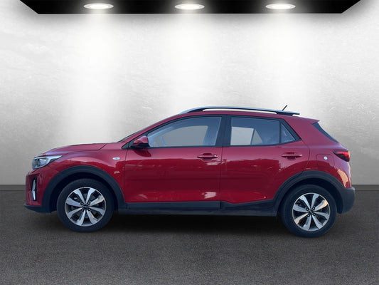 KIA STONIC año 2023.